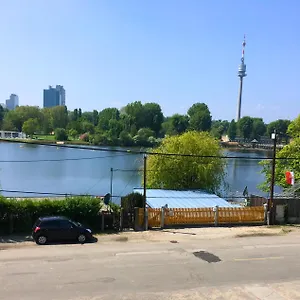 Ajo Apartments - Alte Donau Lake Or Garden View Balcony Studio - Self-Check-In , Wien Österreich